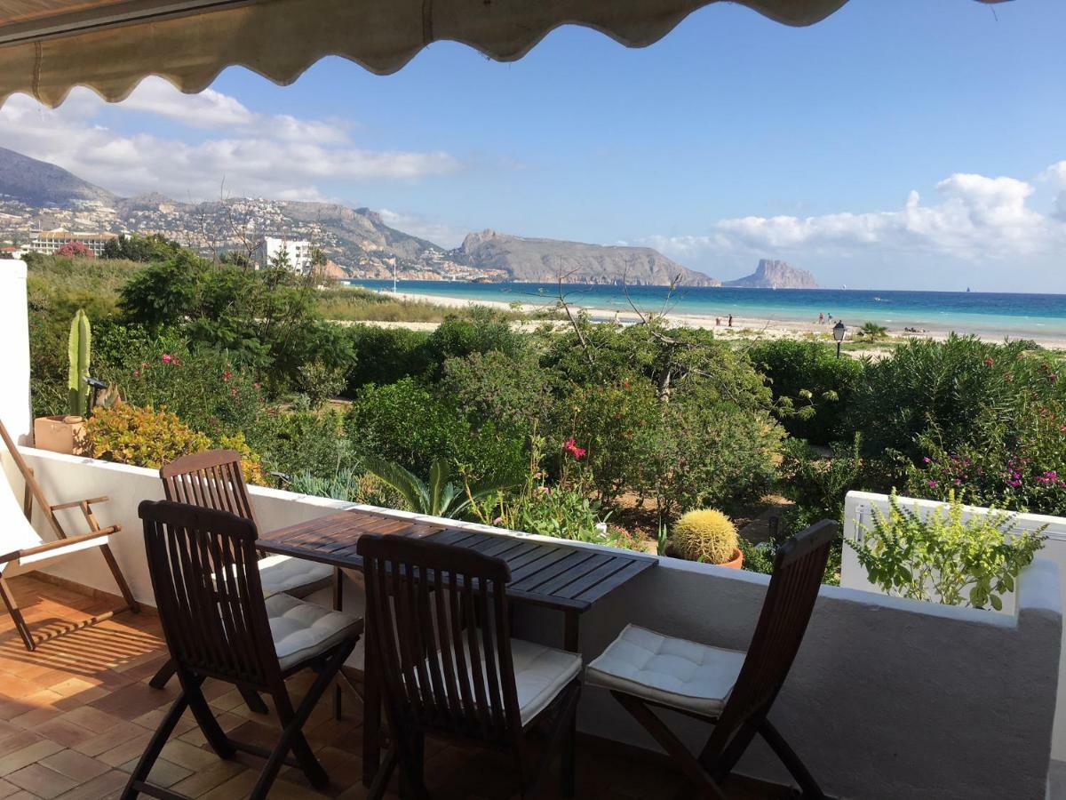 Una Casa Junto Al Mar Алтеа Екстериор снимка